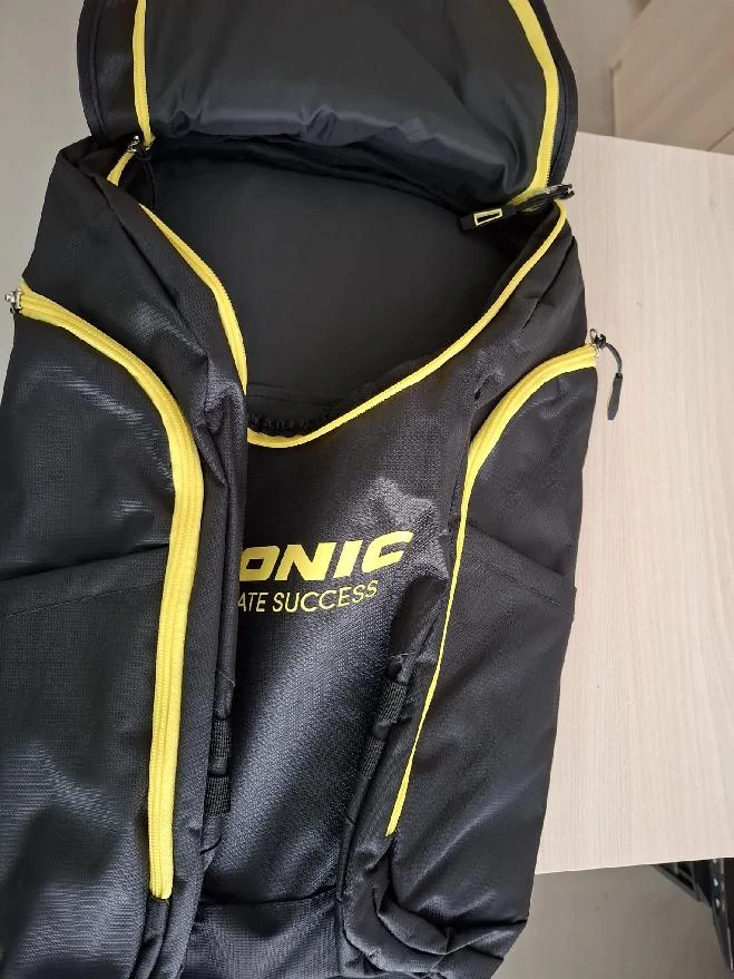 Donic FACTION batoh